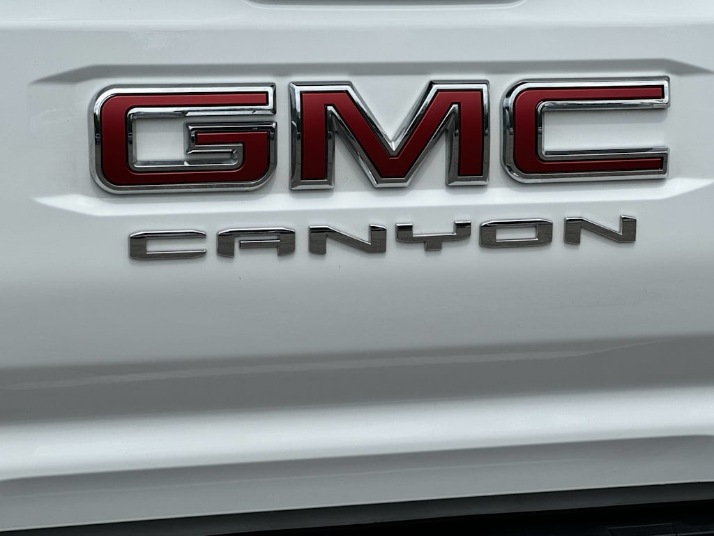 Thumbnail: 2024 GMC Canyon - 24