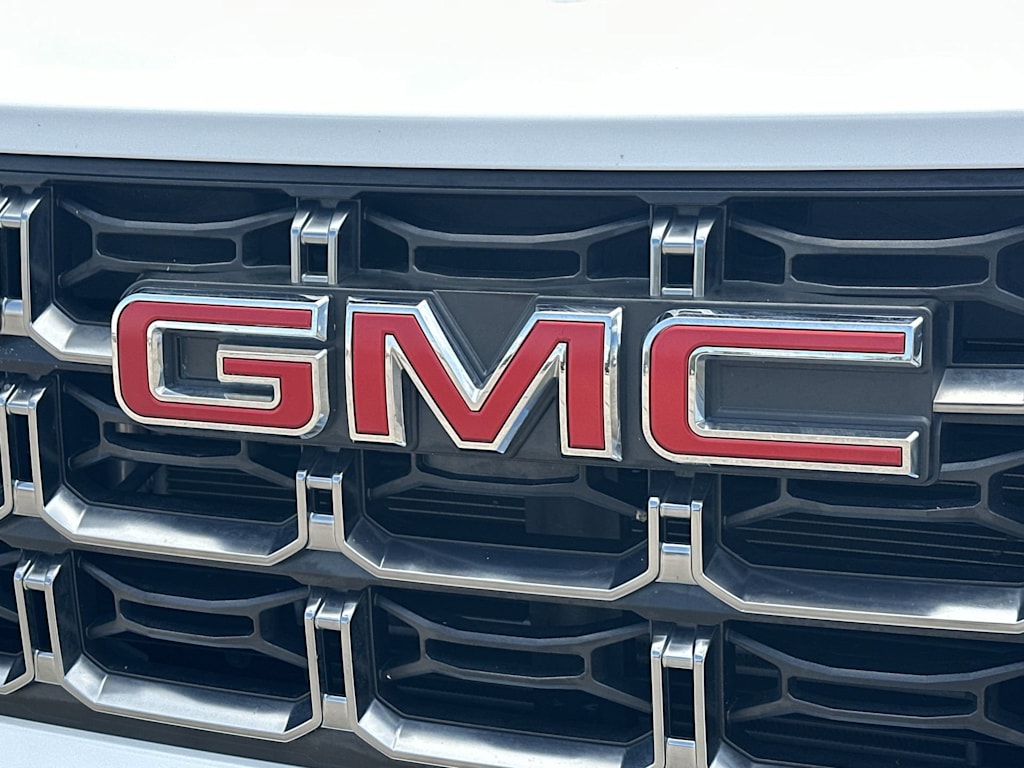 Thumbnail: 2024 GMC Canyon - 6