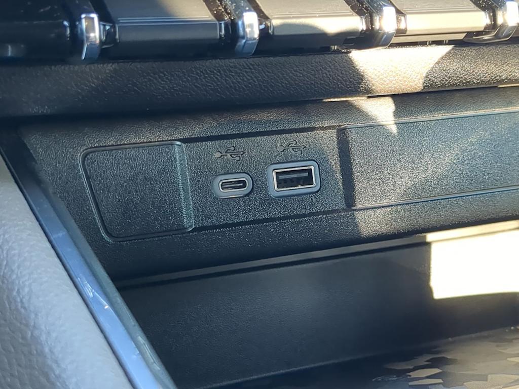 2024 GMC Canyon Denali 35