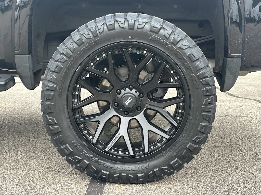 Thumbnail: 2022 GMC Sierra 1500 - 25