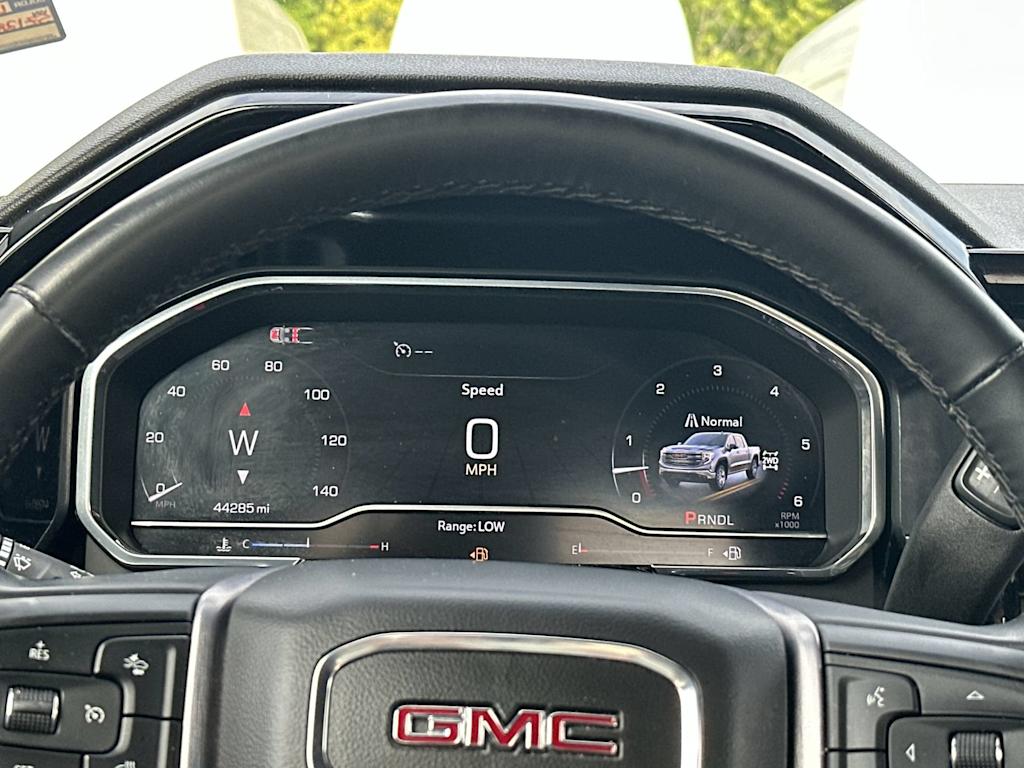Thumbnail: 2025 GMC Sierra 1500 - 16