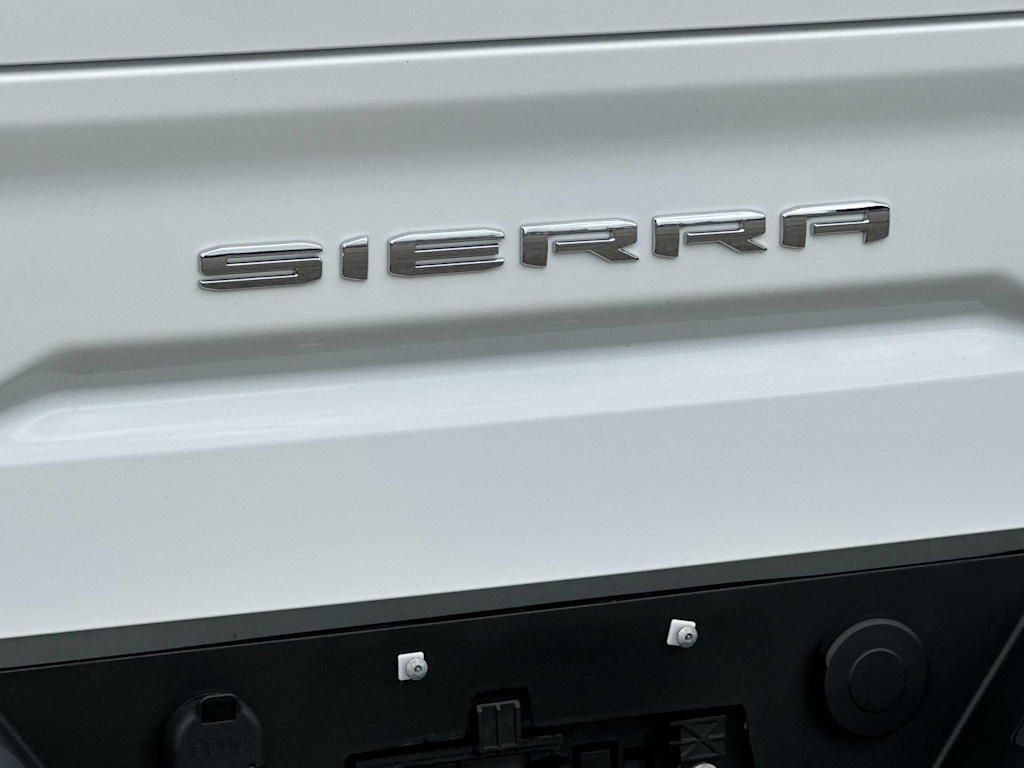 Thumbnail: 2025 GMC Sierra 1500 - 24