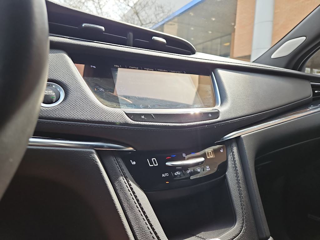 Thumbnail: 2024 Cadillac XT5 - 33