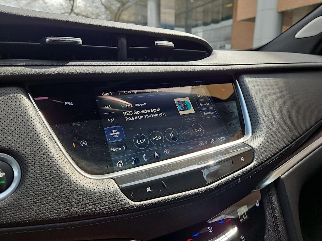 Thumbnail: 2024 Cadillac XT5 - 34