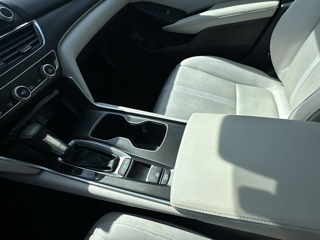 Thumbnail: 2020 Honda Accord - 15
