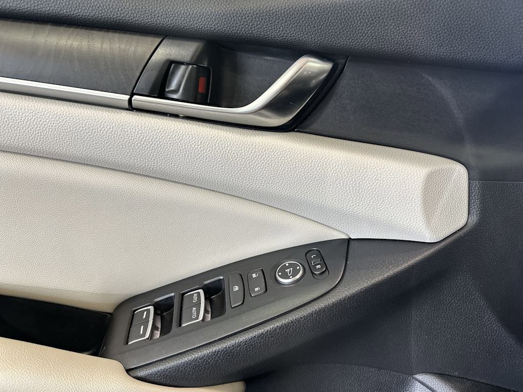 Thumbnail: 2020 Honda Accord - 39