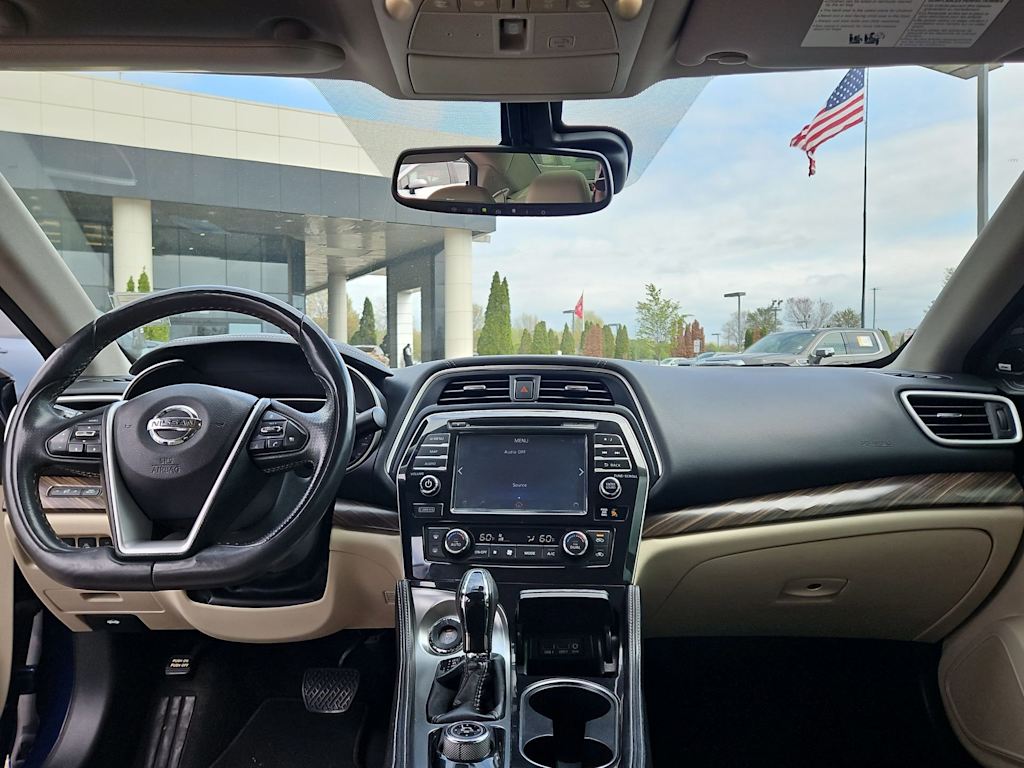 Thumbnail: 2017 Nissan Maxima - 11