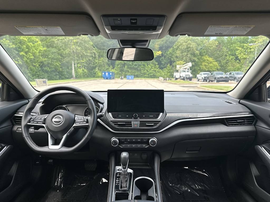 Thumbnail: 2024 Nissan Altima - 2