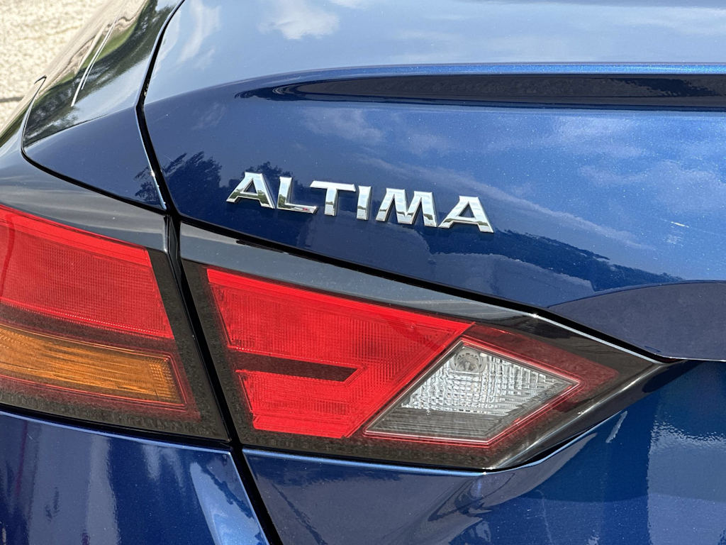 Thumbnail: 2022 Nissan Altima - 25