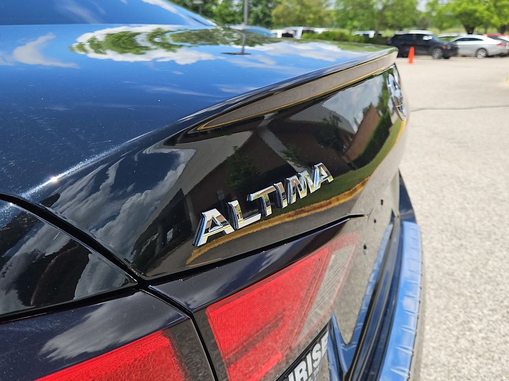 Thumbnail: 2021 Nissan Altima - 25