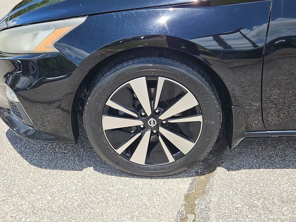 Thumbnail: 2021 Nissan Altima - 6