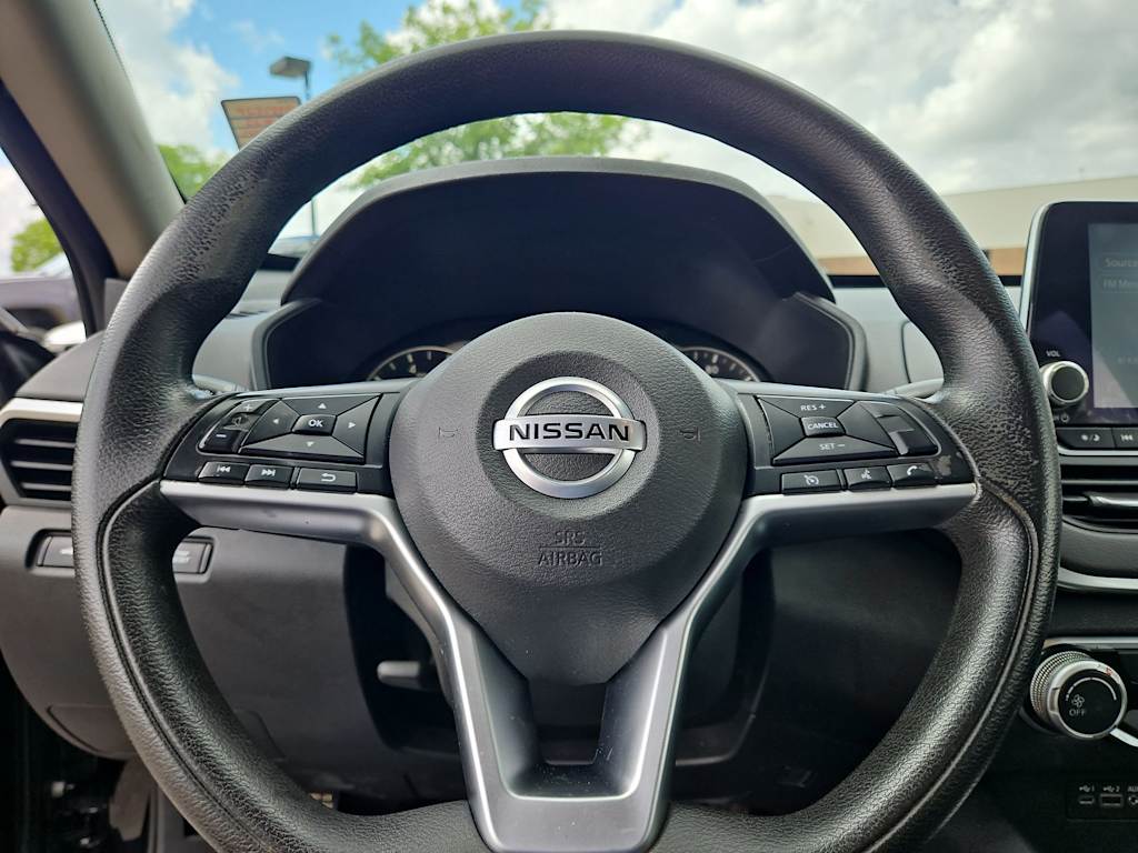 Thumbnail: 2022 Nissan Altima - 14
