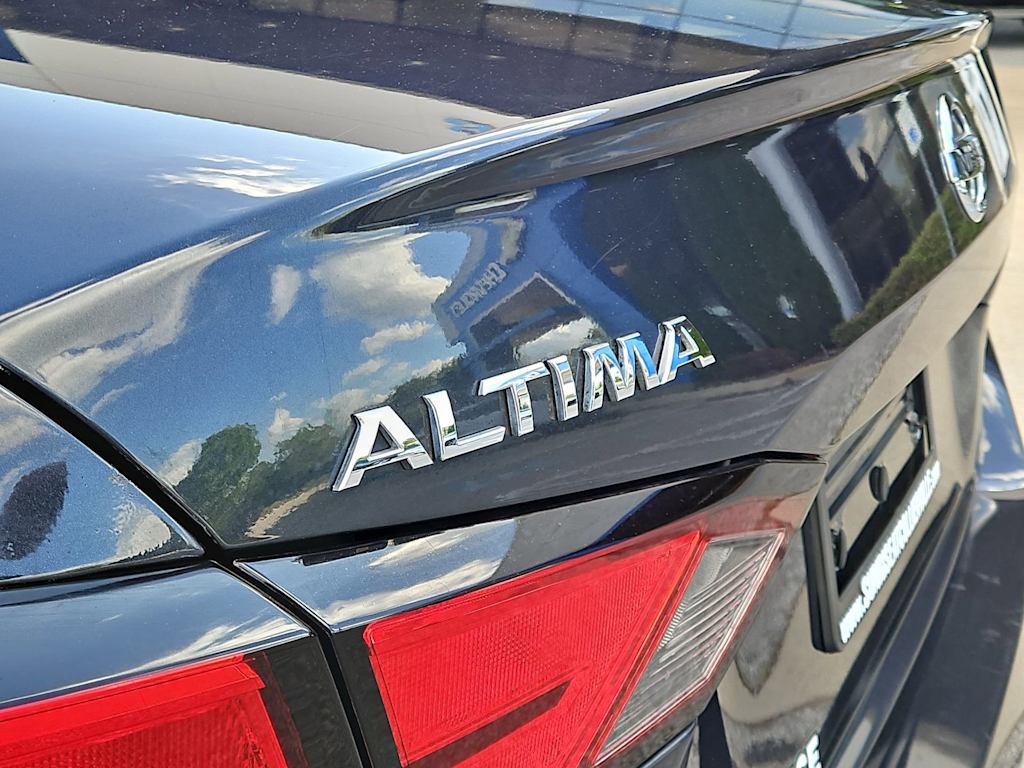 Thumbnail: 2020 Nissan Altima - 6