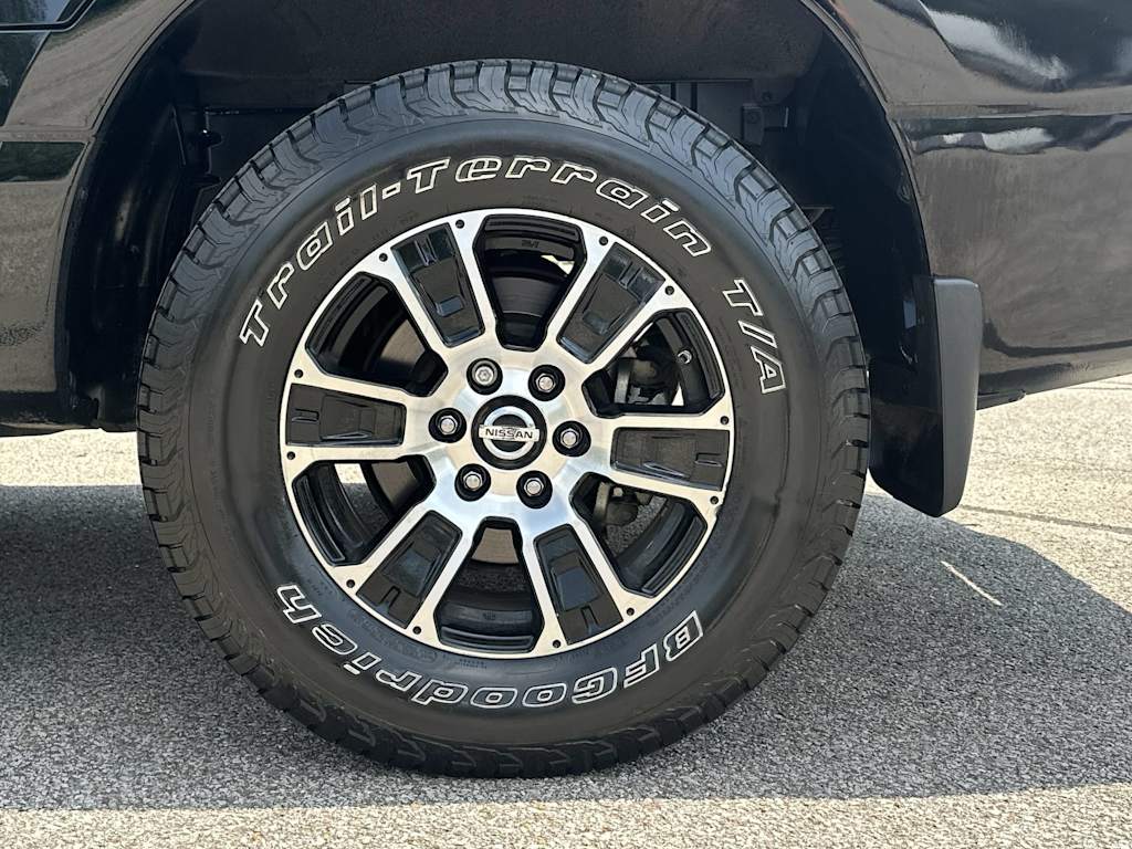 Thumbnail: 2021 Nissan Titan - 8