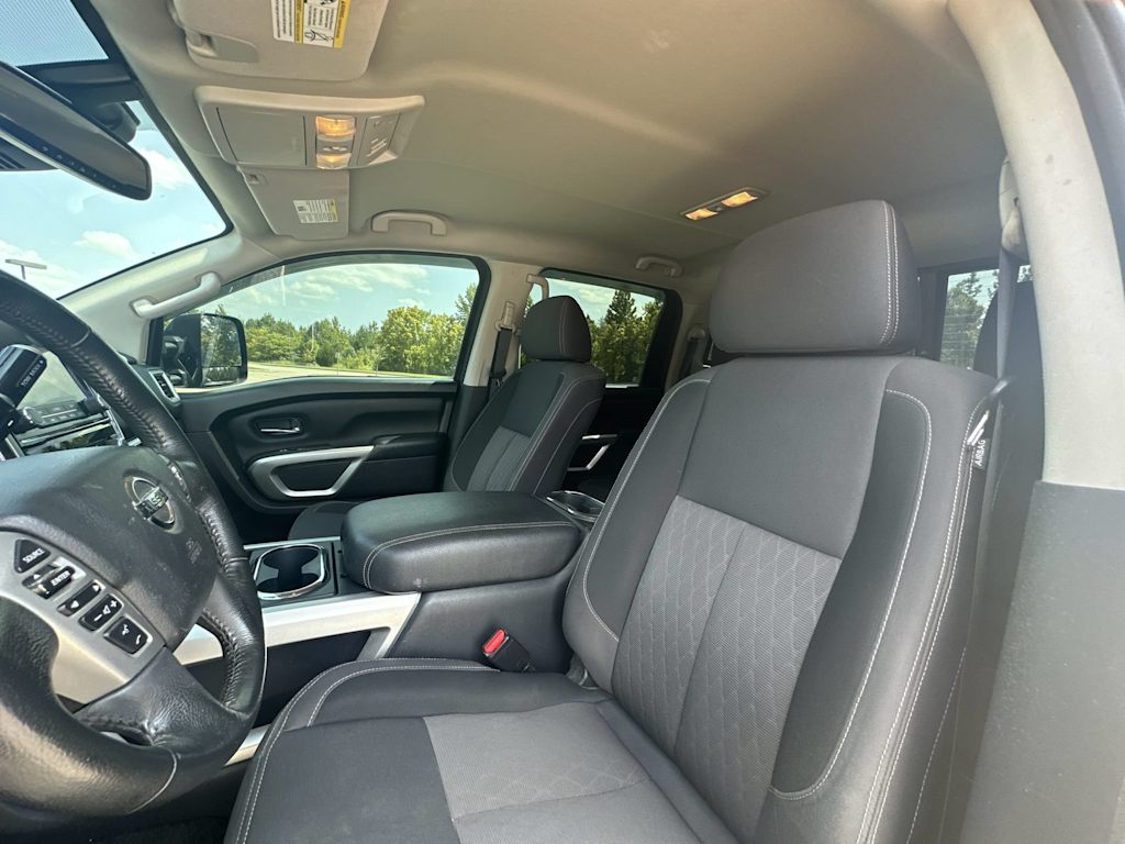 Thumbnail: 2021 Nissan Titan - 11