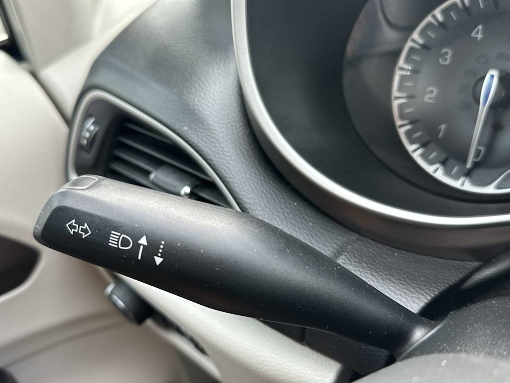 Thumbnail: 2017 Chrysler Pacifica - 34