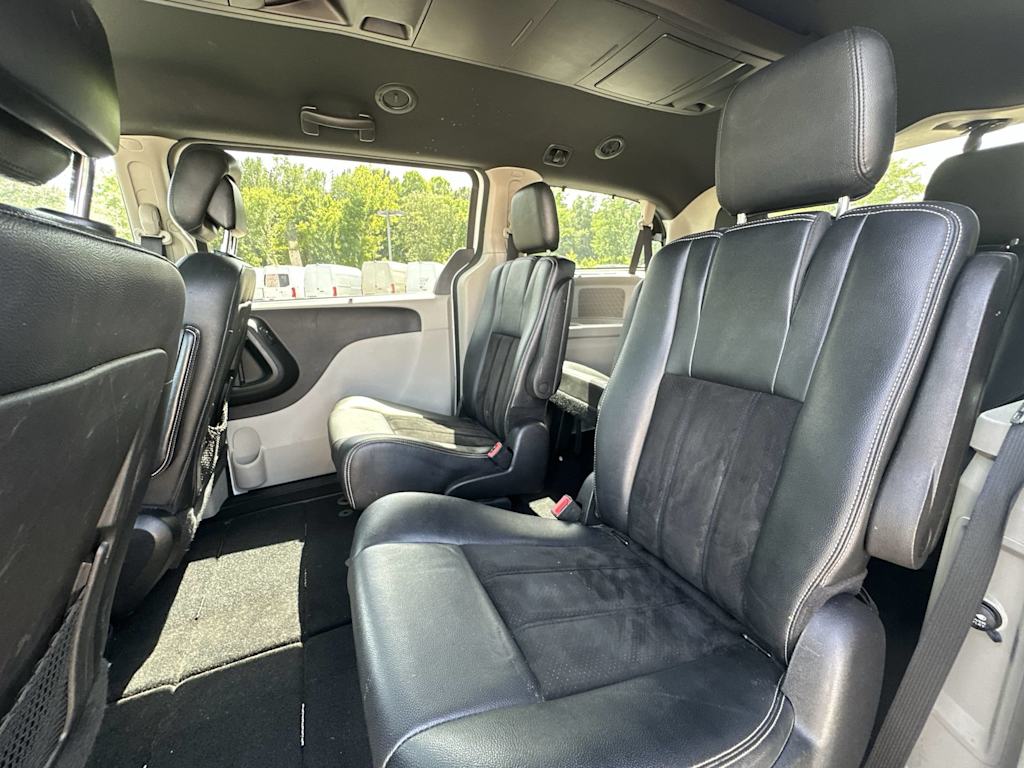 Thumbnail: 2016 Dodge Grand Caravan - 29