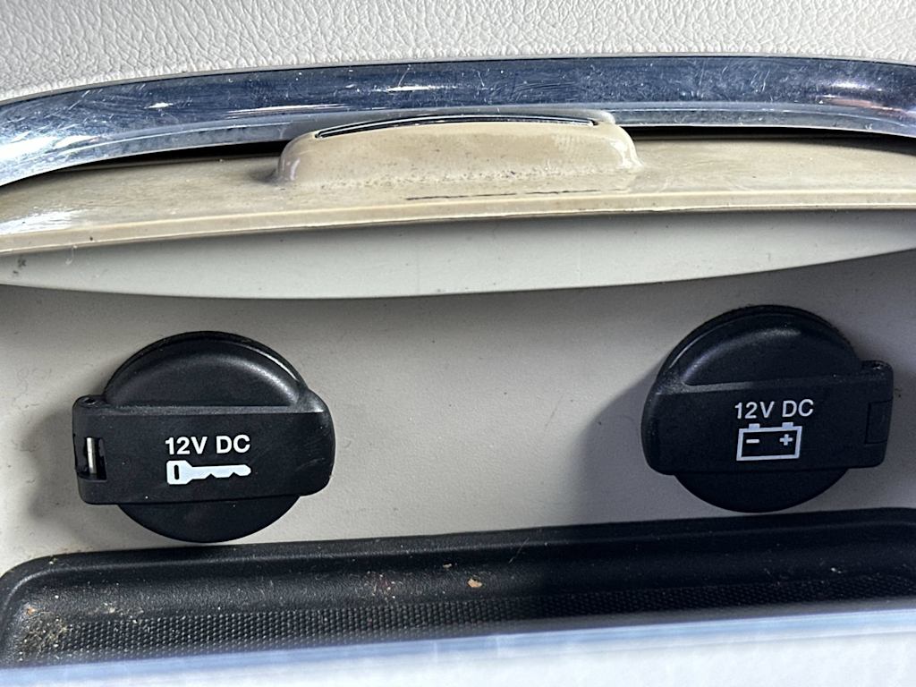 Thumbnail: 2016 Dodge Grand Caravan - 38