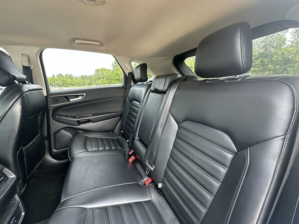 Thumbnail: 2019 Ford Edge - 29