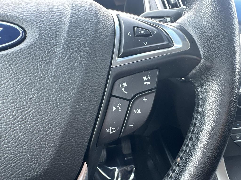Thumbnail: 2019 Ford Edge - 33