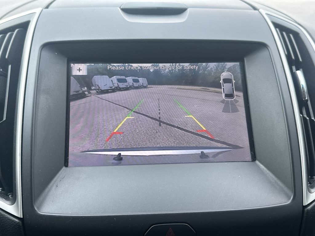 Thumbnail: 2019 Ford Edge - 14