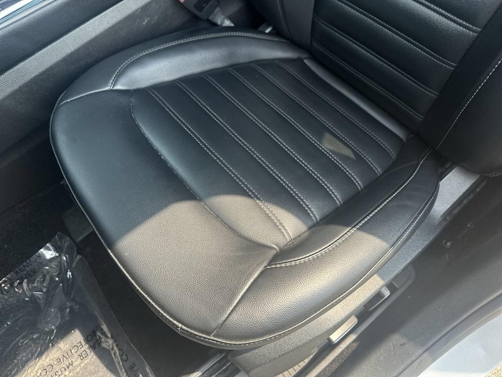 Thumbnail: 2019 Ford Edge - 26