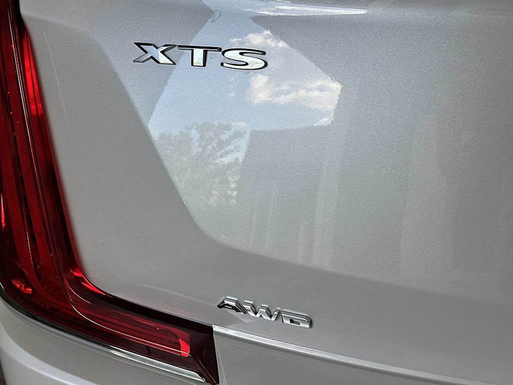 Thumbnail: 2018 Cadillac XTS - 25