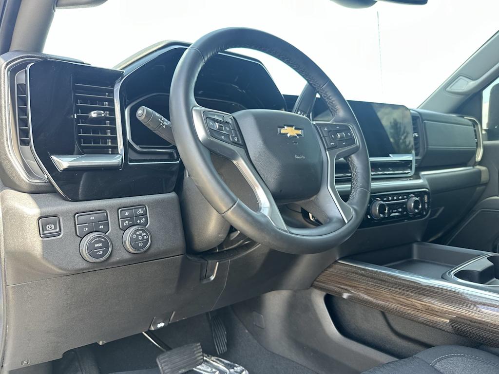 Thumbnail: 2025 Chevrolet Silverado 2500 - 2