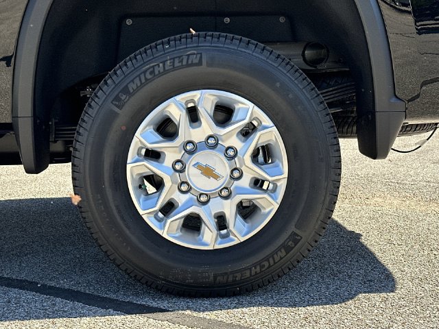 Thumbnail: 2026 Chevrolet Silverado 2500 - 8