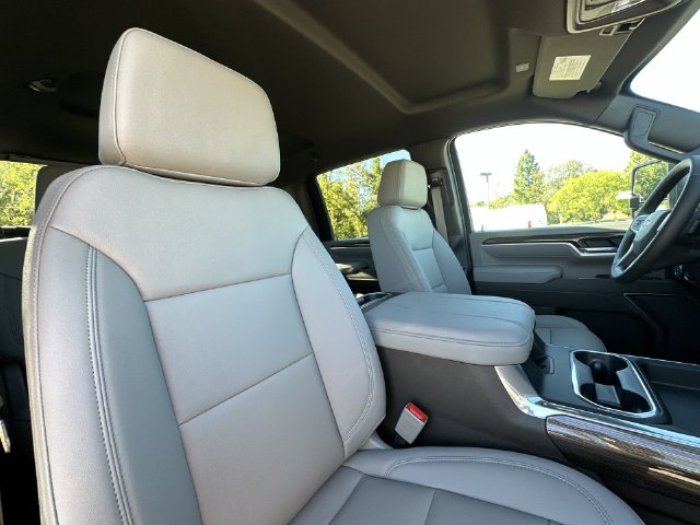 Thumbnail: 2026 Chevrolet Silverado 2500 - 12