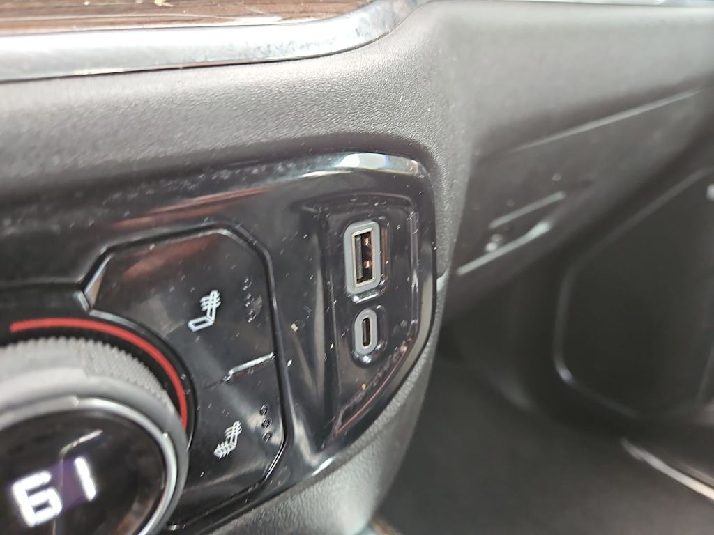 Thumbnail: 2023 Chevrolet Silverado 1500 - 32