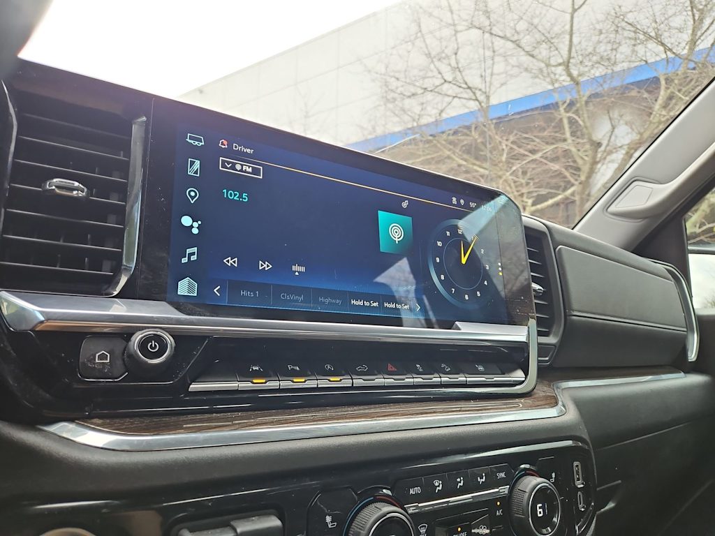 Thumbnail: 2023 Chevrolet Silverado 1500 - 31