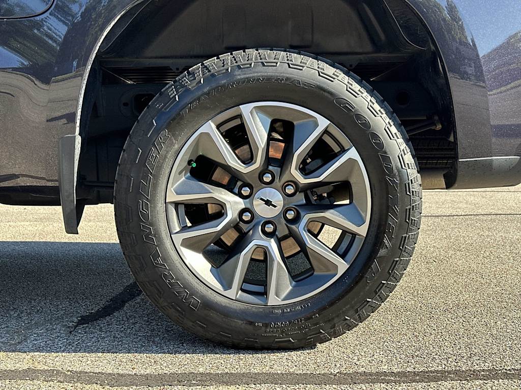 Thumbnail: 2022 Chevrolet Silverado 1500 - 8