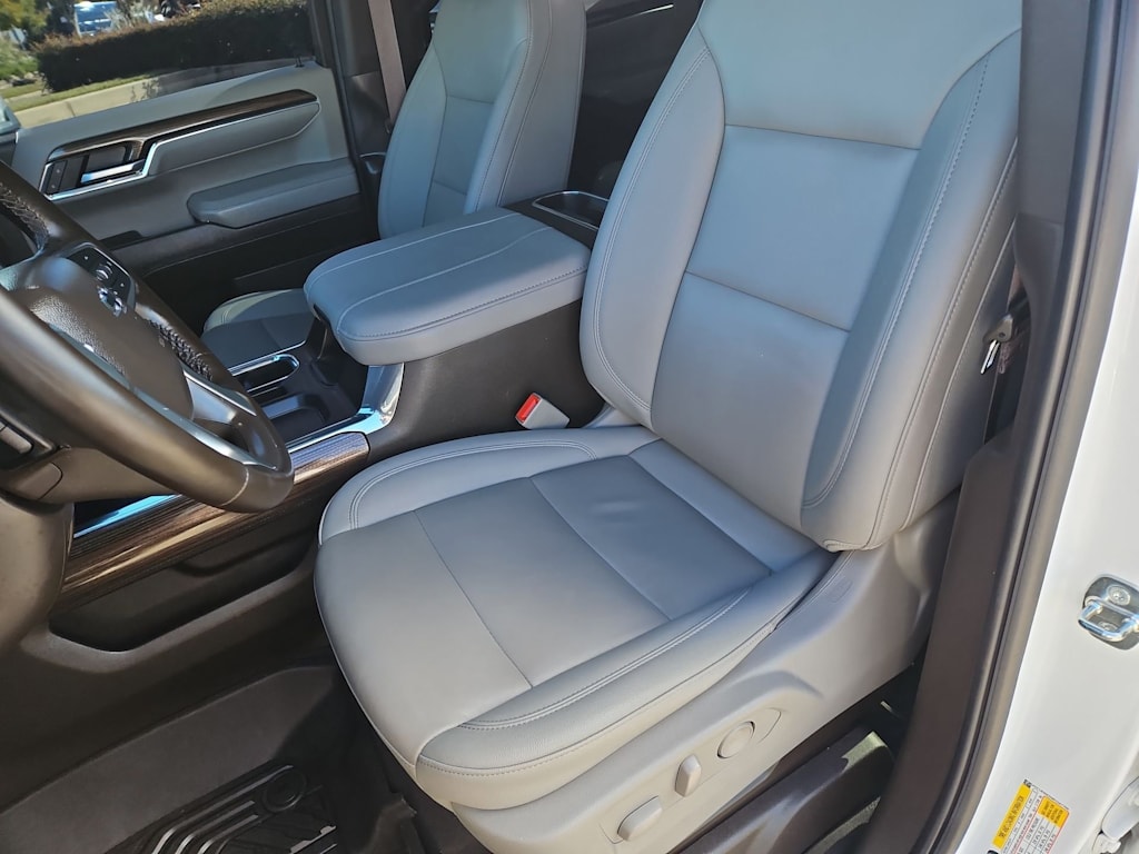 Thumbnail: 2024 Chevrolet Silverado 1500 - 10