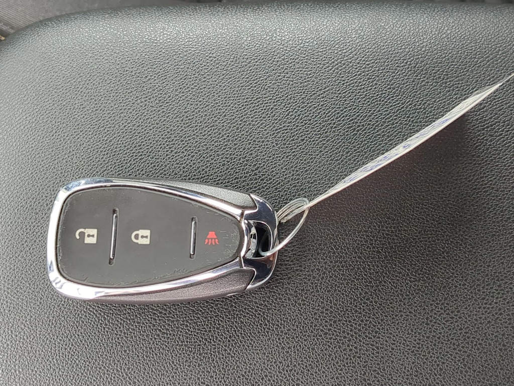 Thumbnail: 2021 Chevrolet Equinox - 16