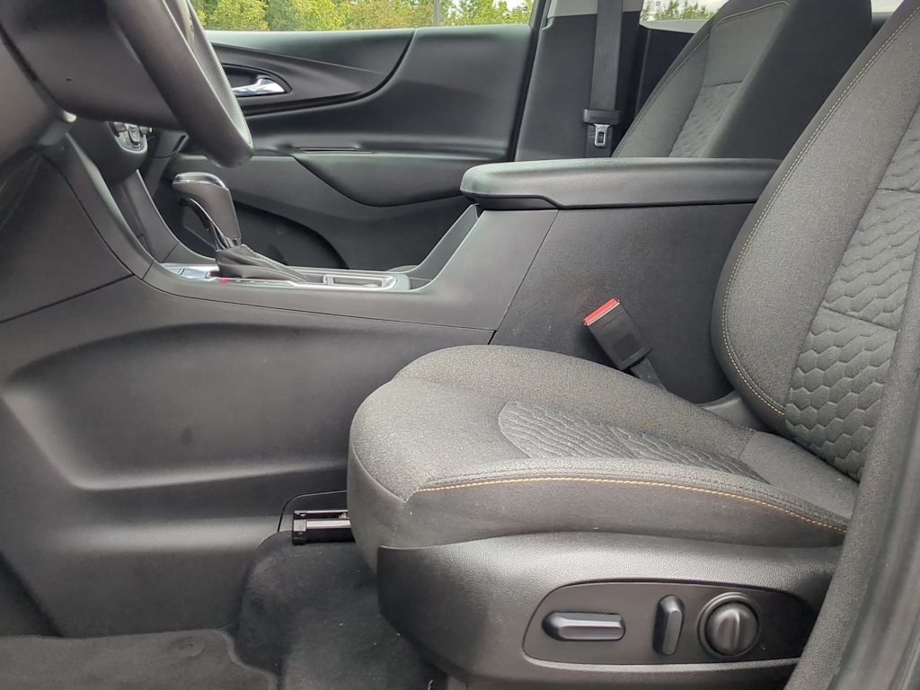 Thumbnail: 2021 Chevrolet Equinox - 26