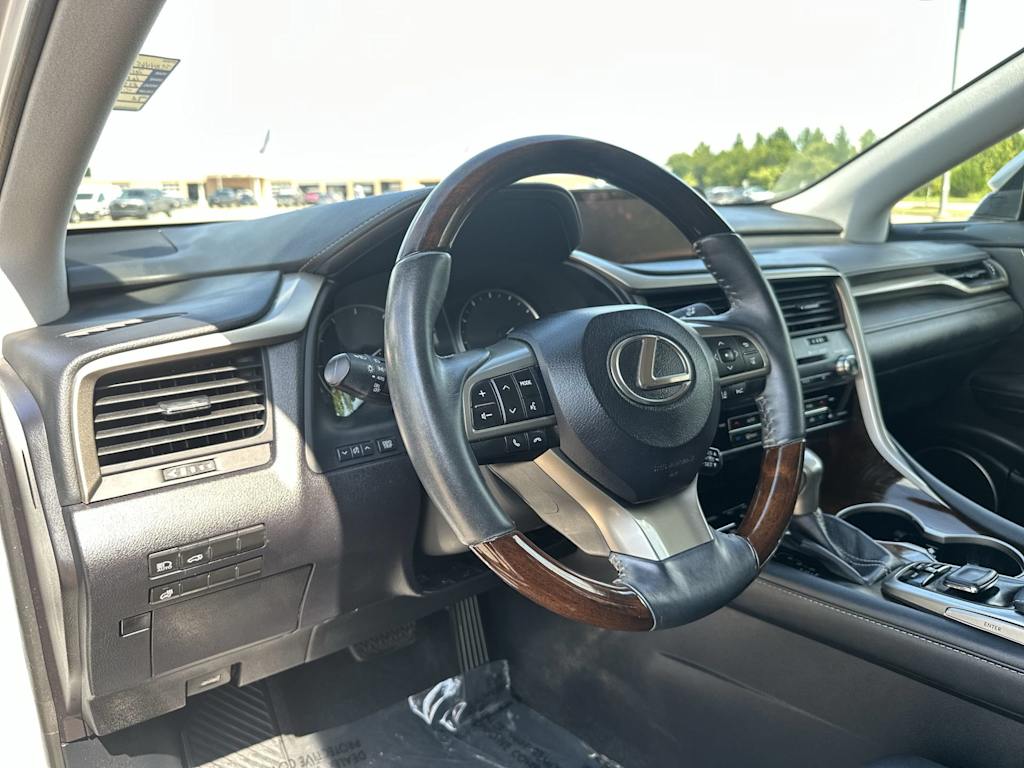Thumbnail: 2018 Lexus RX - 2