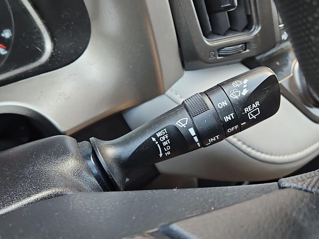 Thumbnail: 2015 Toyota RAV4 - 7