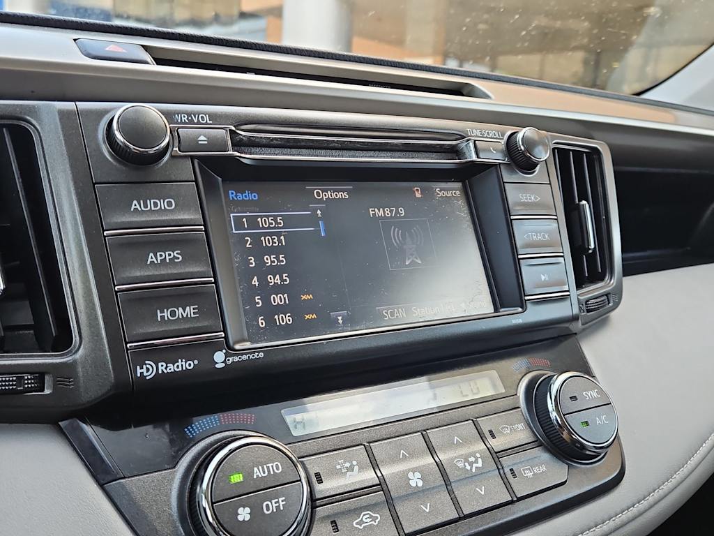 Thumbnail: 2015 Toyota RAV4 - 32