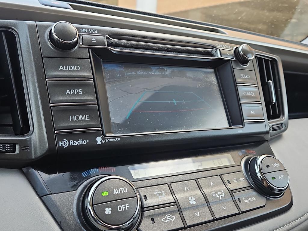 Thumbnail: 2015 Toyota RAV4 - 31