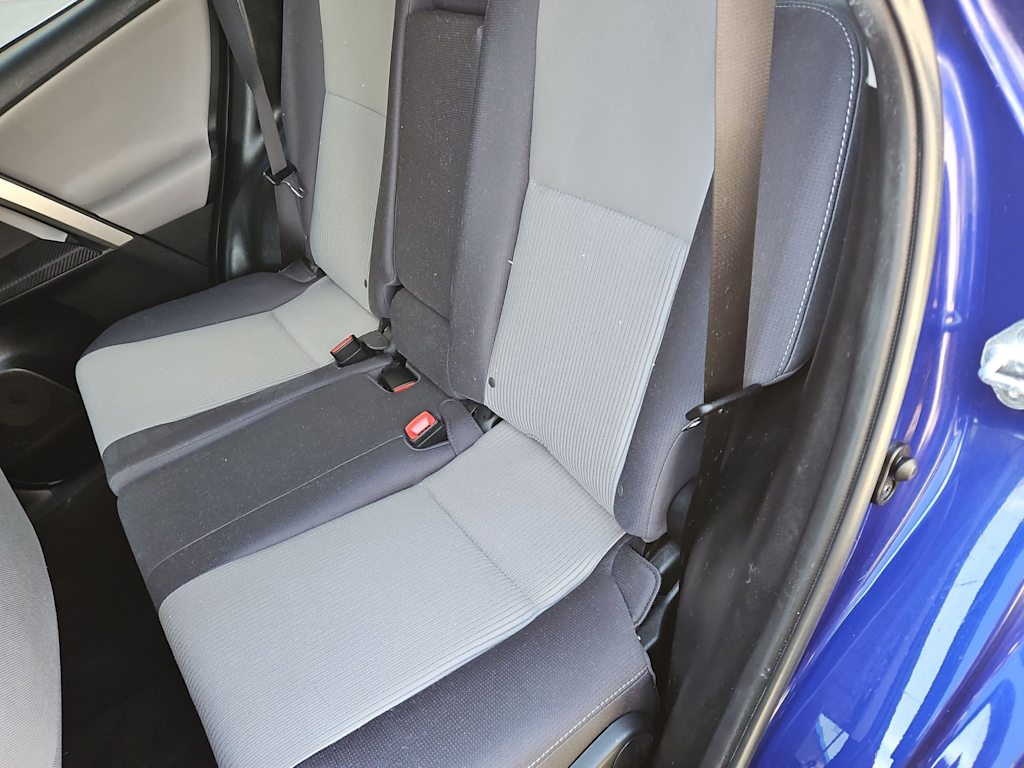 Thumbnail: 2015 Toyota RAV4 - 12