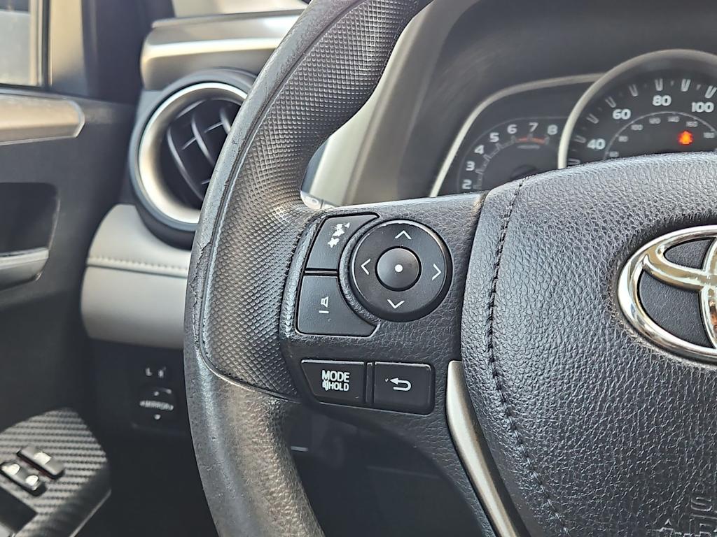 Thumbnail: 2015 Toyota RAV4 - 29