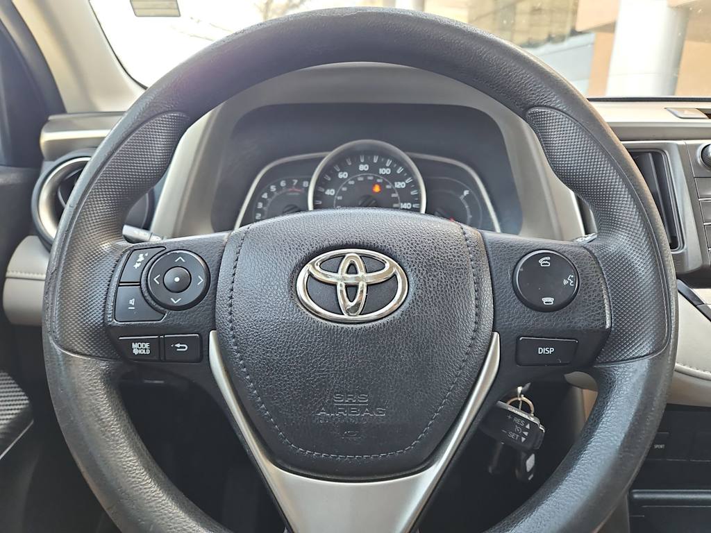 Thumbnail: 2015 Toyota RAV4 - 28