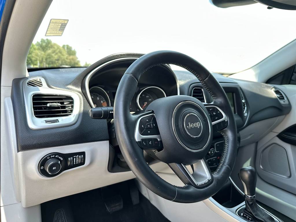 Thumbnail: 2019 Jeep Compass - 2