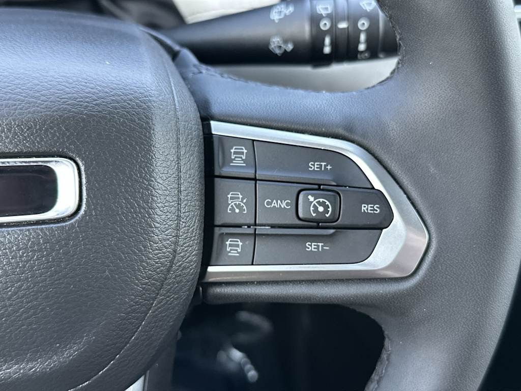 Thumbnail: 2025 Jeep Compass - 32