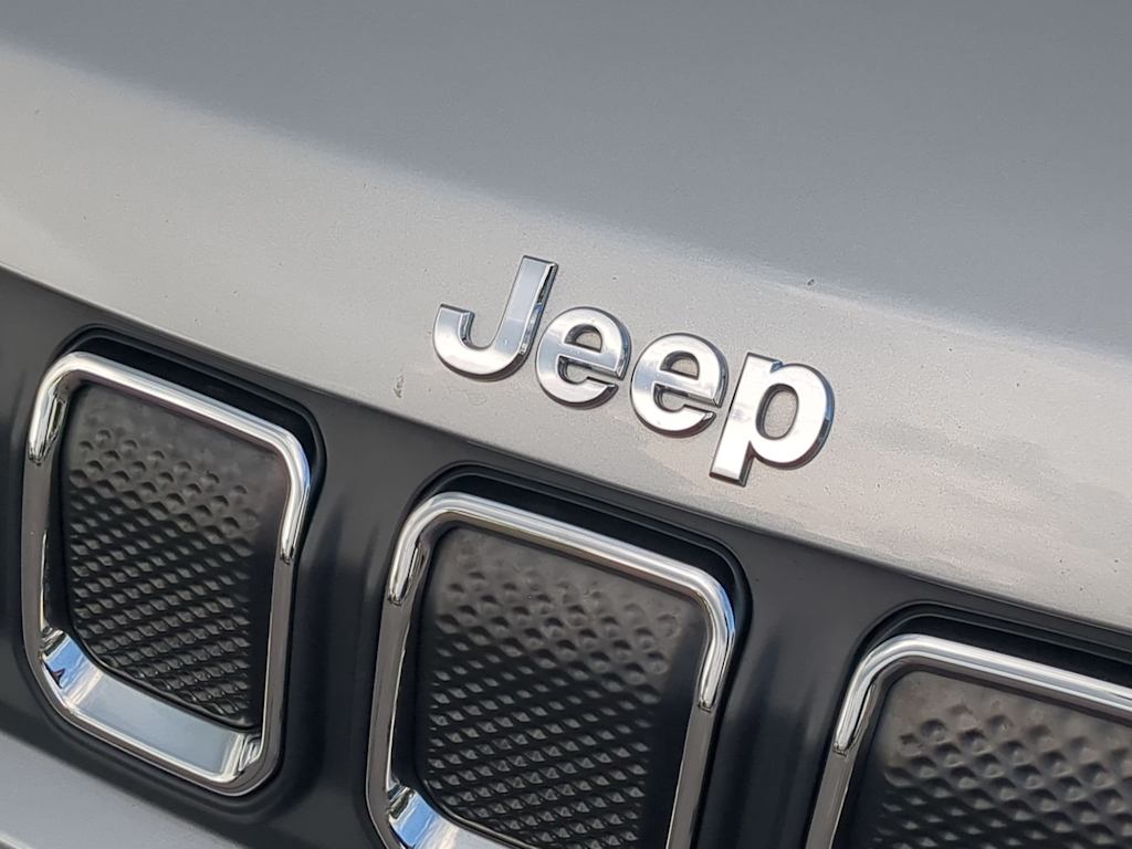 Thumbnail: 2022 Jeep Compass - 7