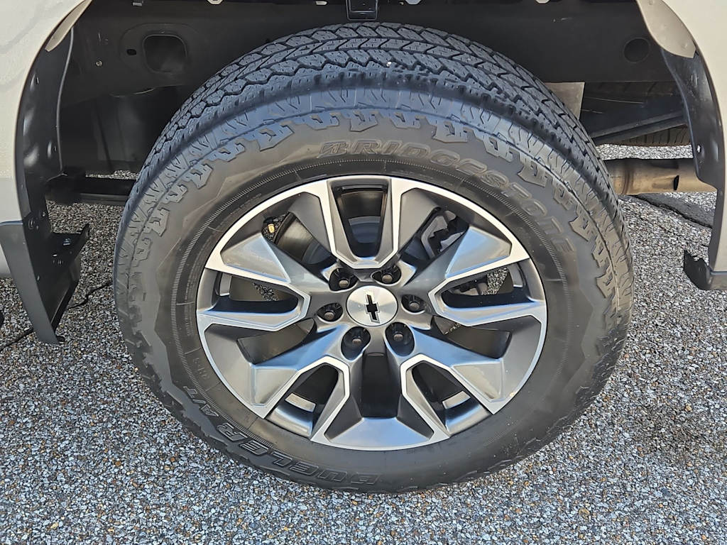 Thumbnail: 2023 Chevrolet Silverado 1500 - 8