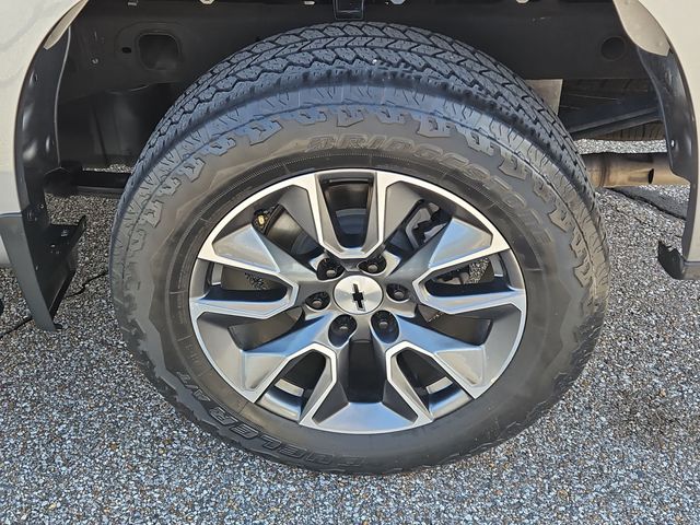 Thumbnail: 2023 Chevrolet Silverado 1500 - 37