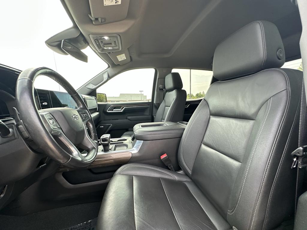 Thumbnail: 2022 Chevrolet Silverado 1500 - 11