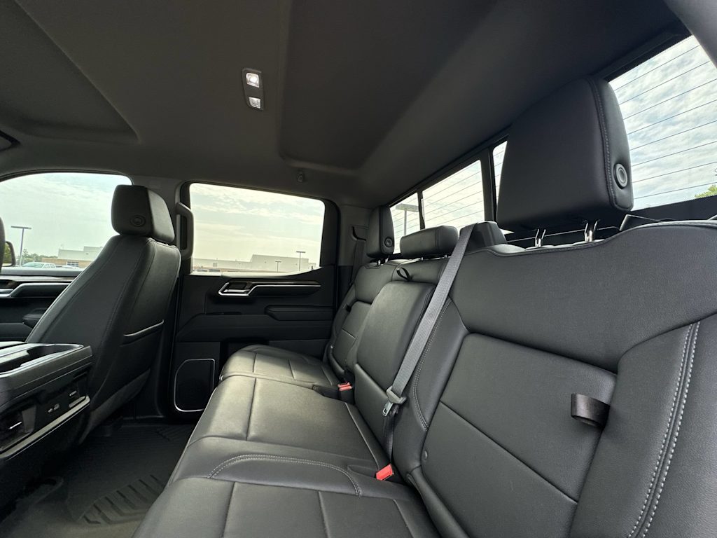 Thumbnail: 2022 Chevrolet Silverado 1500 - 28
